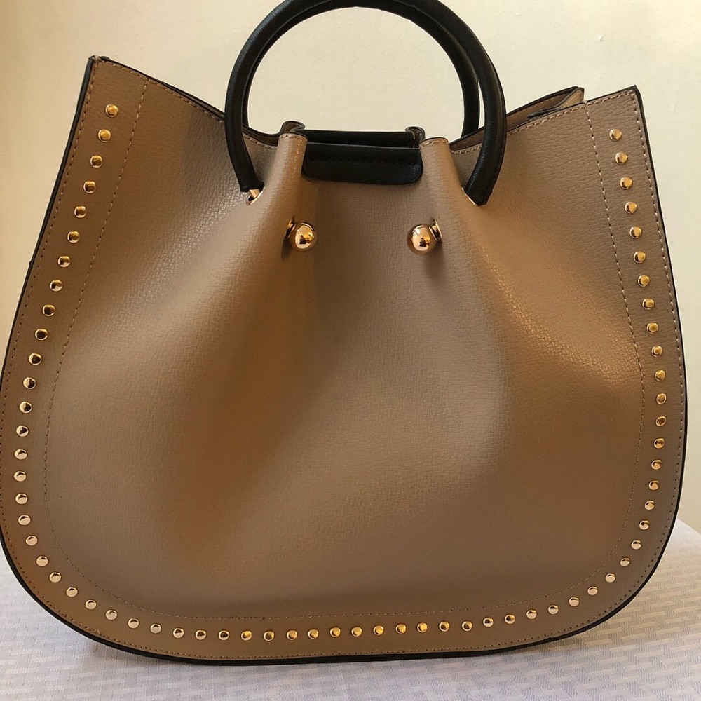Stylish women’s handbag